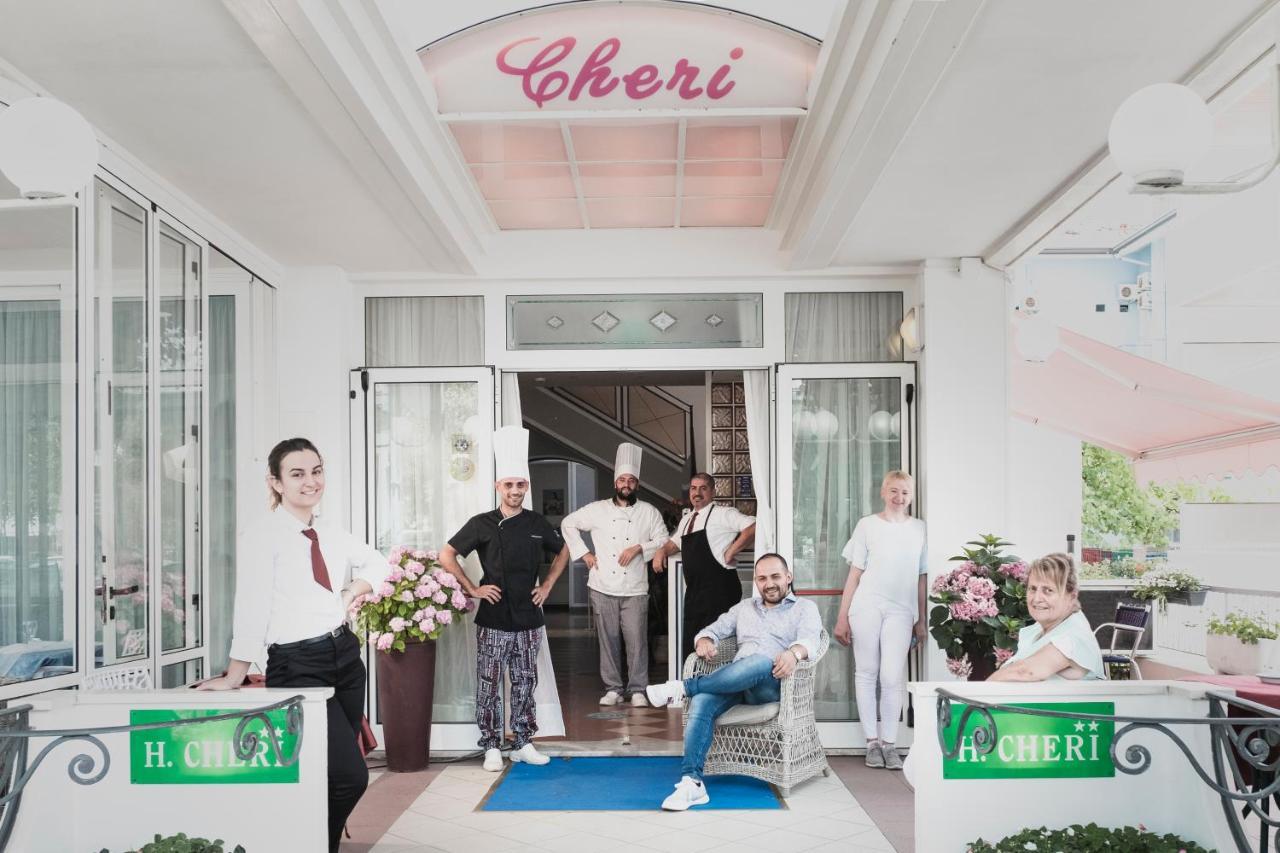 Hotel Cheri Римини Экстерьер фото
