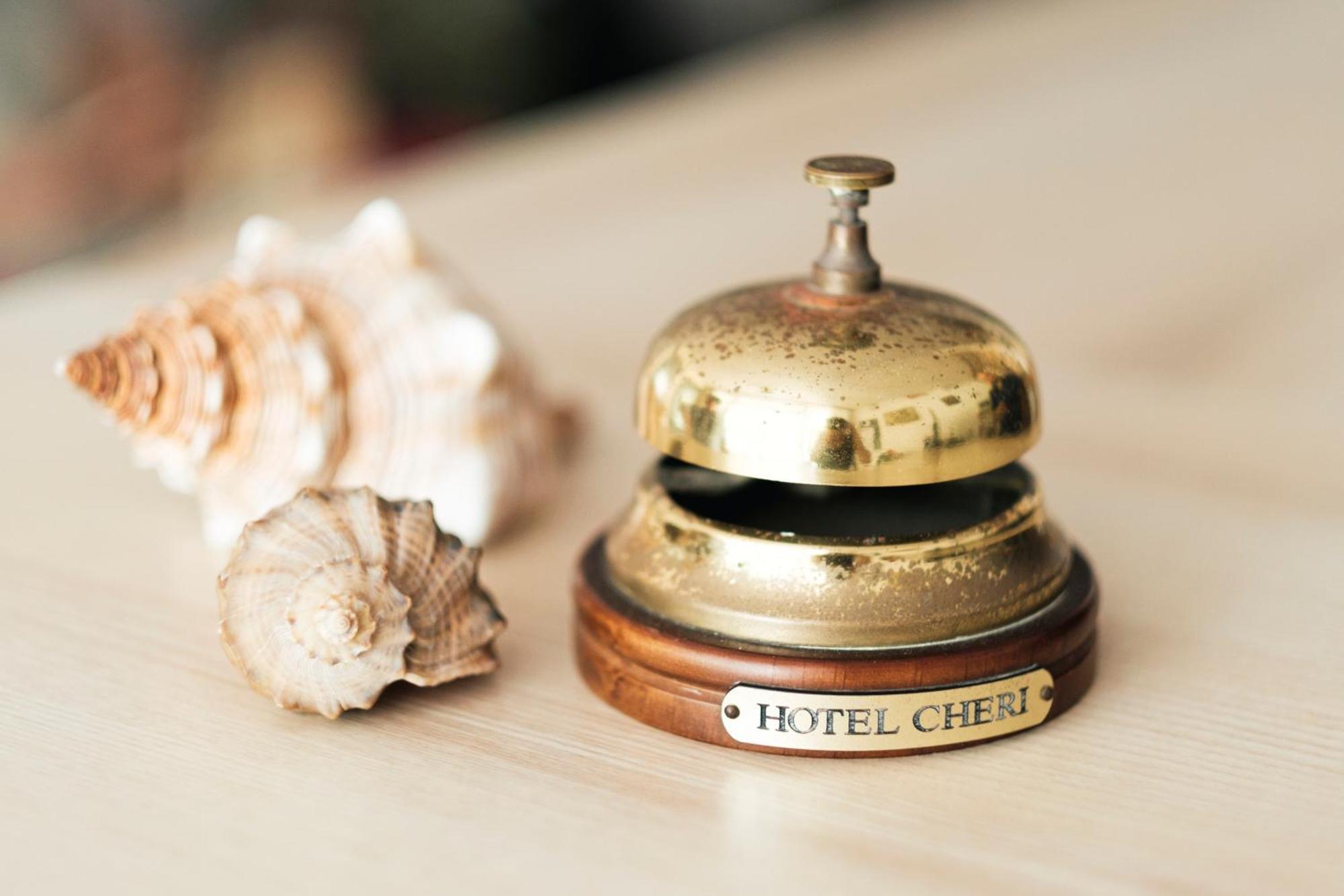 Hotel Cheri Римини Экстерьер фото
